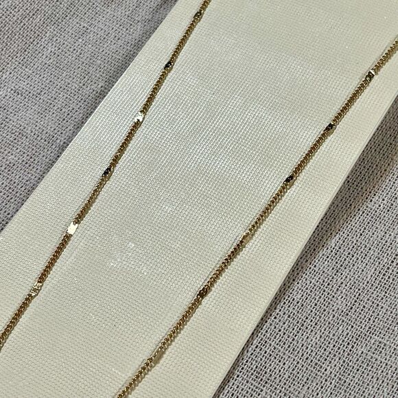 LC Lauren Conrad | NWT Gold Tone Long Statement Necklace - Picture 4 of 8